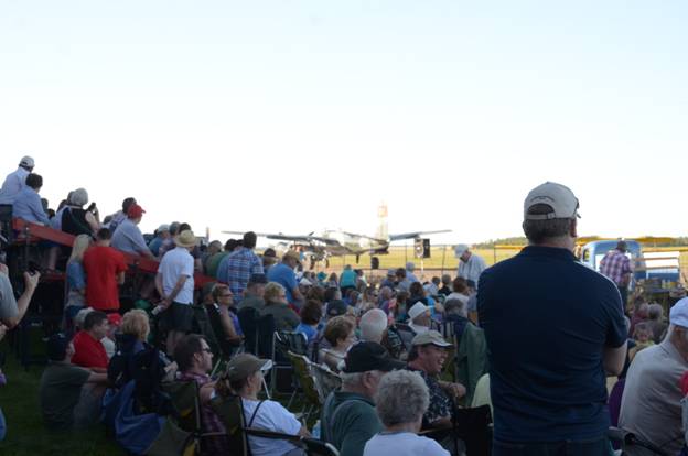 Crowd.jpg